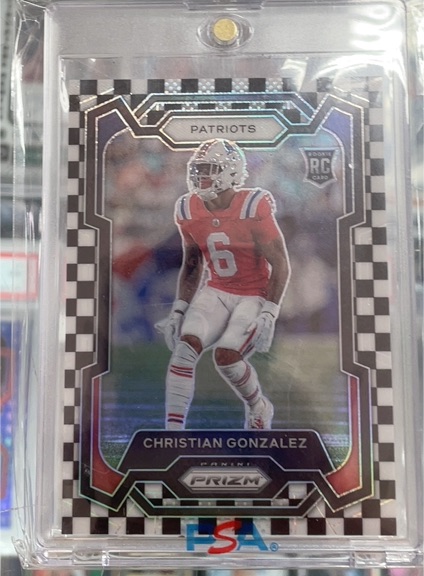 2023 Panini Prizm #369 Christian Gonzalez — front