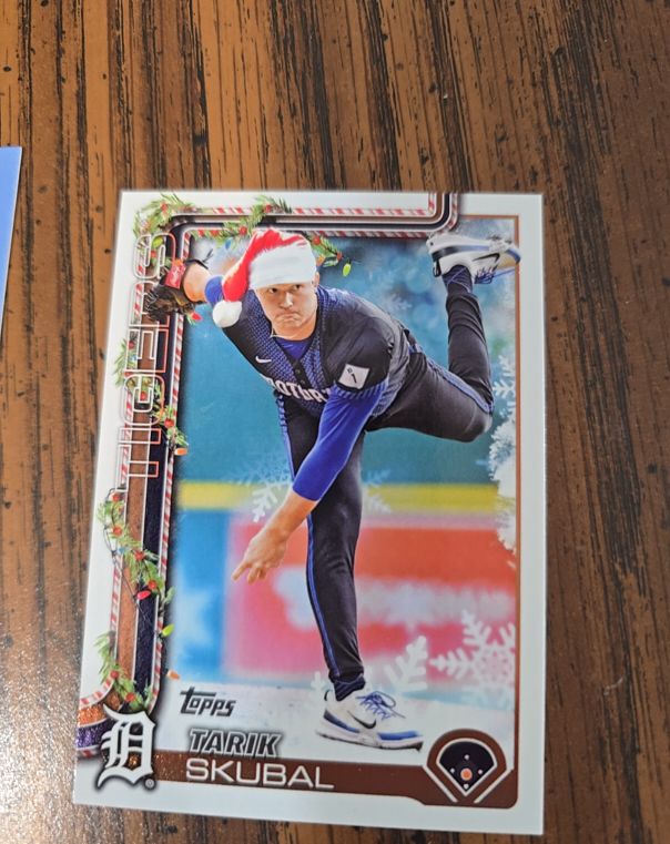 2025 Topps Holiday #H74 Tarik Skubal — front