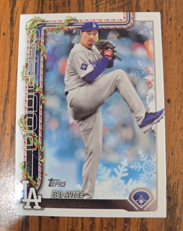 2025 Topps Holiday #H135 Blake Snell — front