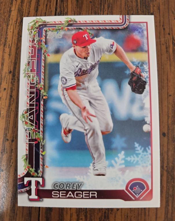 2025 Topps Holiday #H125 Corey Seager — front