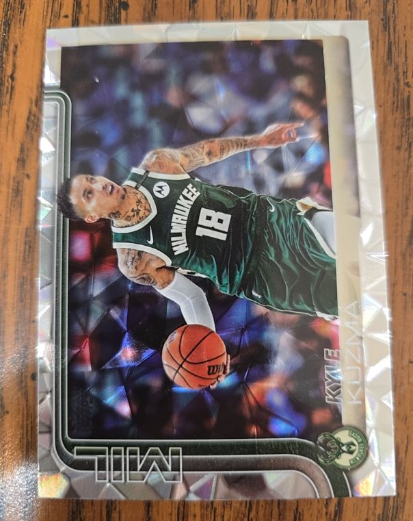 2025-26 Topps #56 Kyle Kuzma — front