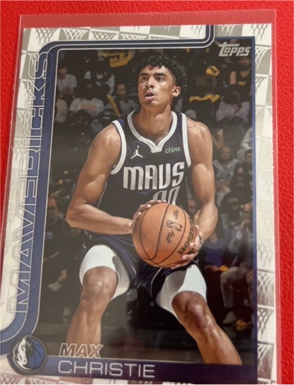 2025-26 Topps #174 Max Christie — front