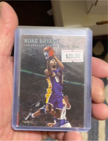 1999-00 Skybox Metal #115 Kobe Bryant — front