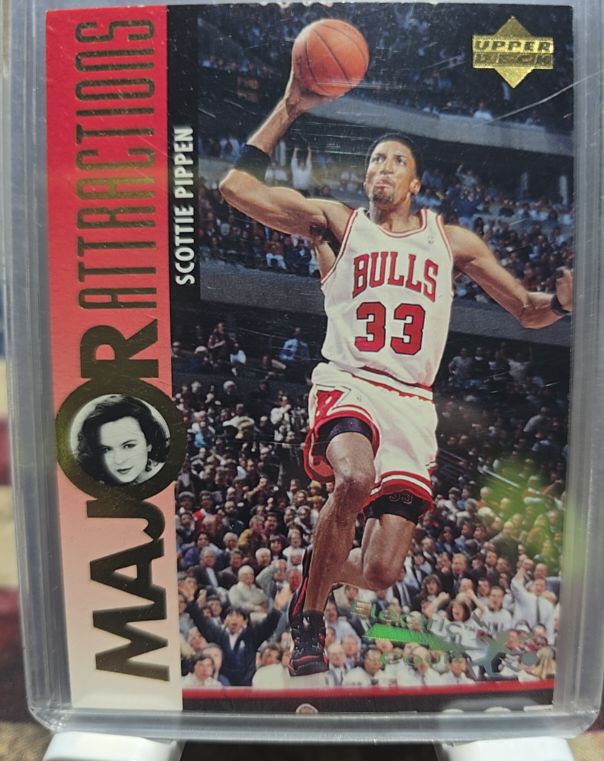 1995 Upper Deck #338 Scottie Pippen Major Attractions — front