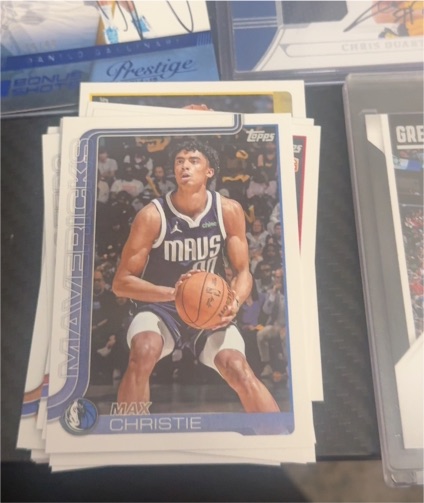2023-24 Topps #41 Max Christie — front