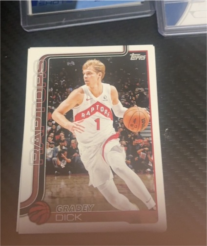 2025-26 Topps #28 Gradey Dick — front