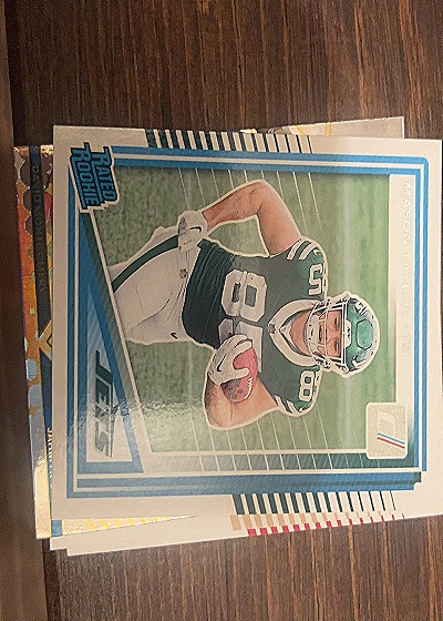 2024 Panini Donruss Rated Rookie #377 Zach Ertz — front