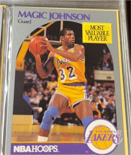 1990 Hoops #157 Magic Johnson — front