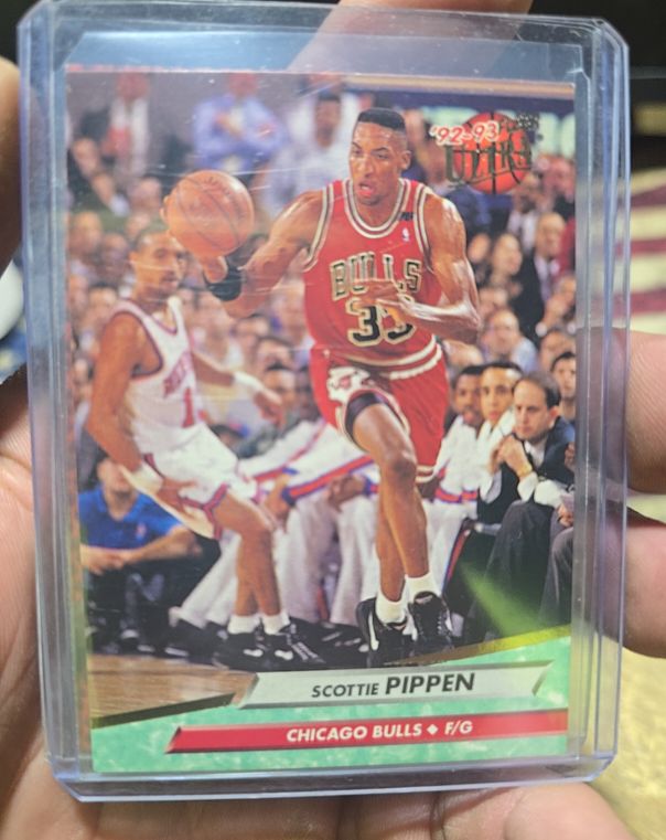 1992-93 Fleer Ultra #31 Scottie Pippen — front