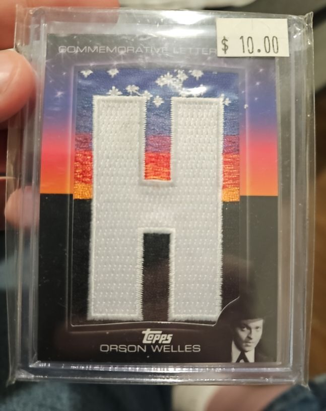 2011 Topps American Pie #HSLP-8 Orson Welles Commemorative Letter Patch — front