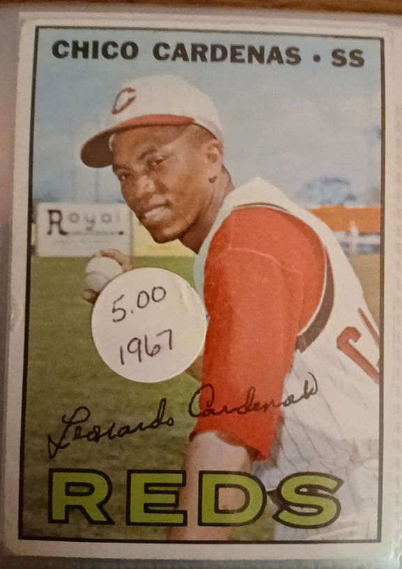 1967 Topps #325 Chico Cardenas — front