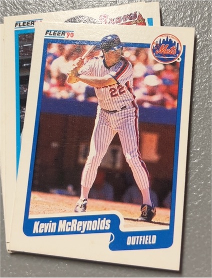 1990 Fleer #211 Kevin McReynolds — front