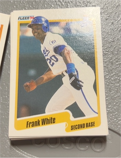 1990 Fleer #122 Frank White — front