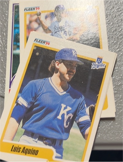 1990 Fleer #111 Luis Aquino — front