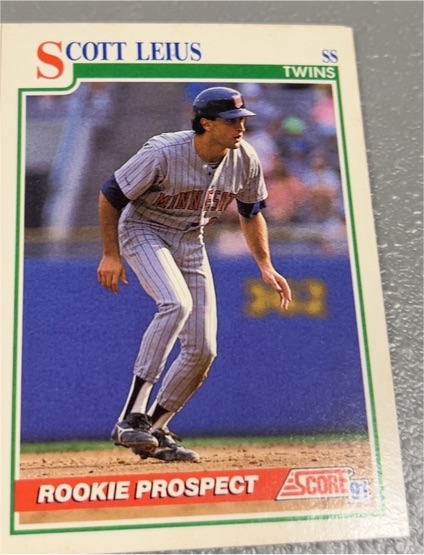 1991 Score #370 Scott Leius — front