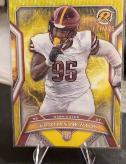 2024 Topps Resurgence #200 Jer'Zhan Newton — front