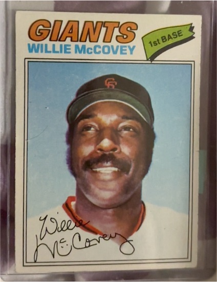 1977 Topps #547 Willie McCovey — front