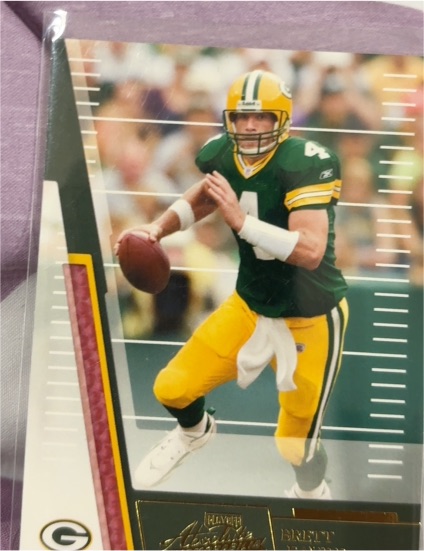 2007 Playoff Absolute Memorabilia #33 Brett Favre — front