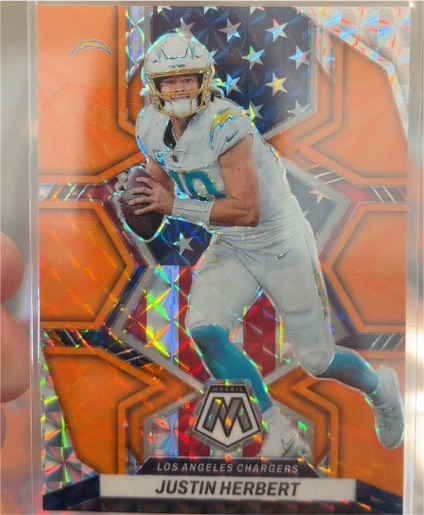 2022 Panini Mosaic #254 Justin Herbert — front