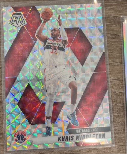 2024-25 Panini Mosaic #151 Khris Middleton — front