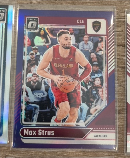 2024-25 Panini Donruss Optic #115 Max Strus — front