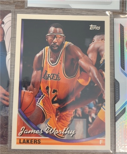 1993-94 Topps #88 James Worthy — front