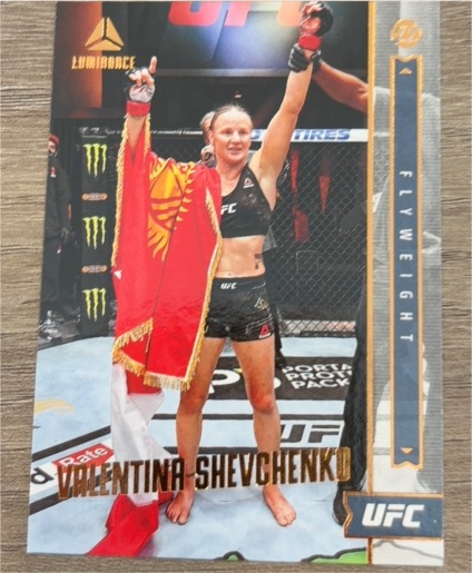 2022 Panini Chronicles UFC #151 Valentina Shevchenko — front