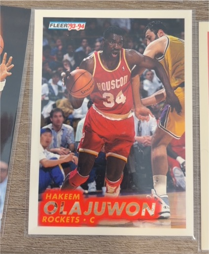 1993-94 Fleer #79 Hakeem Olajuwon — front