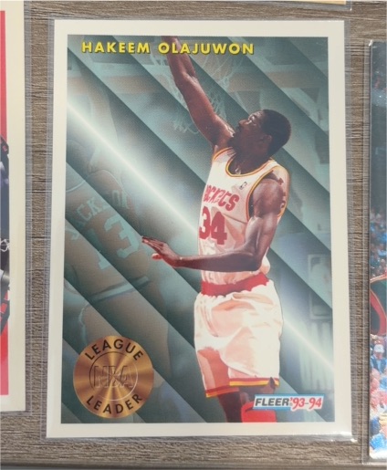 1993-94 Fleer #225 Hakeem Olajuwon Houston Rockets — front