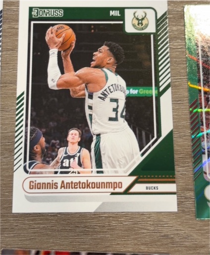 2024-25 Panini Donruss #172 Giannis Antetokounmpo — front