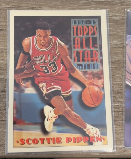 1992-93 Topps #117 Scottie Pippen — front
