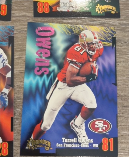 1998 SkyBox Thunder #168 Terrell Owens — front