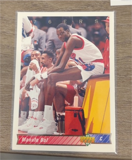 1992-93 Upper Deck #277 Manute Bol — front