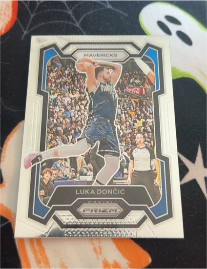 2023-24 Panini Prizm #110 Luka Dončić — front