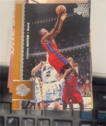 1996-97 Upper Deck #35 Lindsey Hunter — front