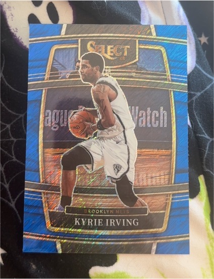 2021-22 Panini Select #80 Kyrie Irving — front