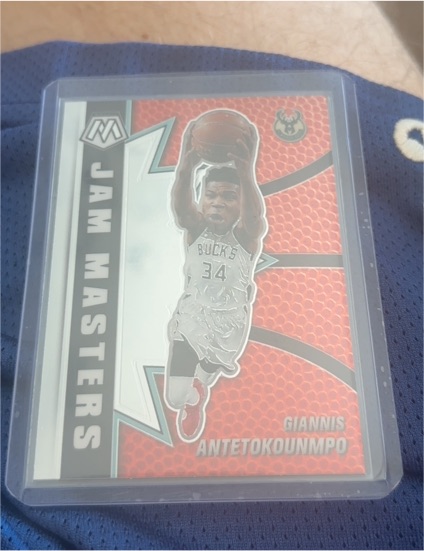 2020-21 Panini Mosaic #9 Giannis Antetokounmpo Jam Masters — front