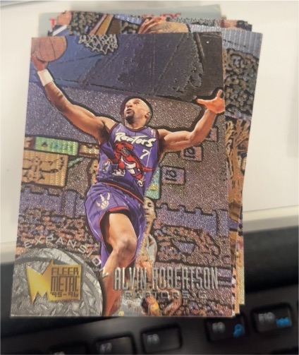1995-96 Fleer Metal #199 Alvin Robertson — front
