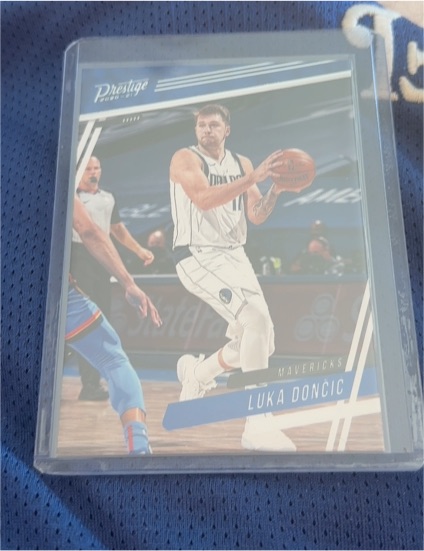 2020-21 Panini Chronicles Prestige #70 Luka Dončić — front