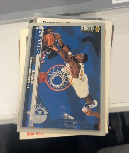 1995-96 Upper Deck Collector's Choice #64 Dale Davis — front