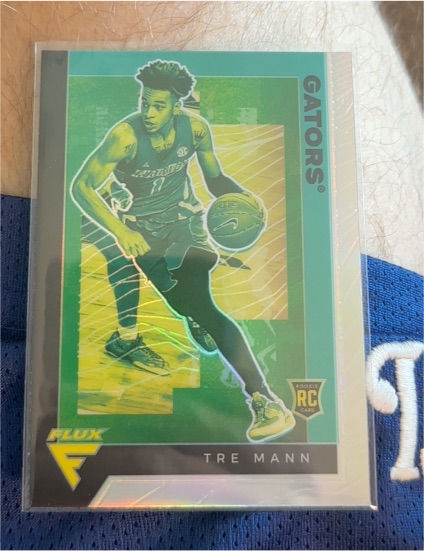 2021 Panini Chronicles Draft Picks Flux #246 Tre Mann — front