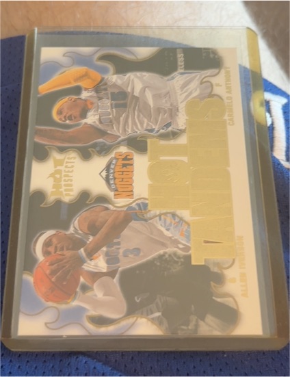 2008-09 Fleer Hot Prospects Hot Tandems #HT-10 Carmelo Anthony / Allen Iverson — front