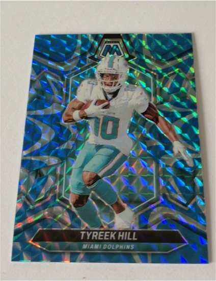 2024 Panini Mosaic #137 Tyreek Hill — front