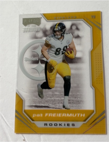 2021 Panini Chronicles Playoff Momentum Rookies #PMR-16 Pat Freiermuth — front