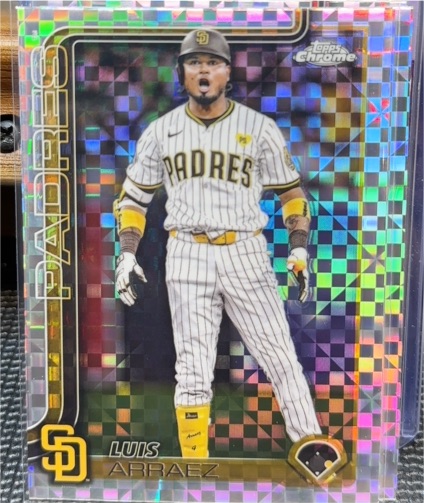 2025 Topps Chrome #216 Luis Arraez — front