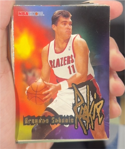 1995-96 NBA Hoops #279 Arvydas Sabonis Rookie Card — front