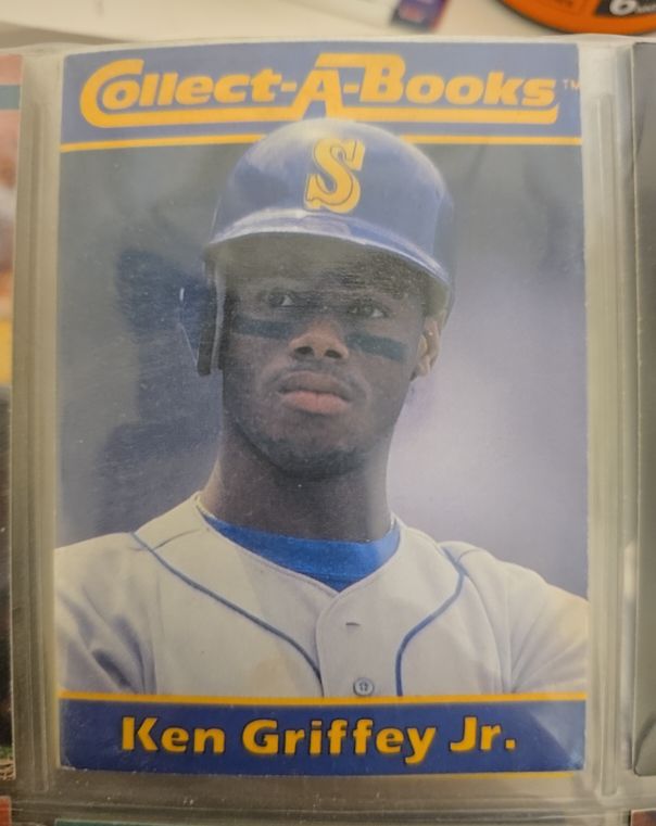 1990 Collect-A-Books #3 Ken Griffey Jr. — front