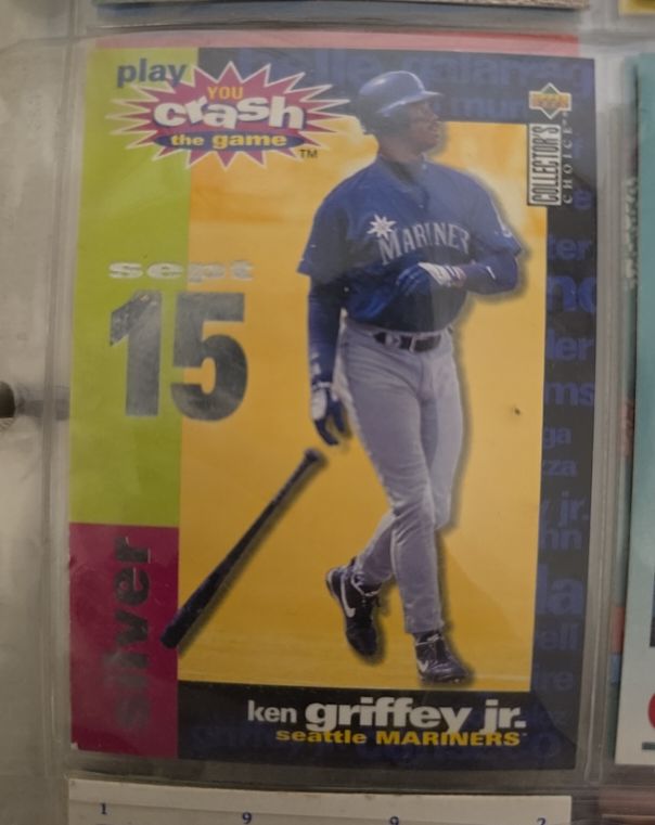 1995 Upper Deck Collector's Choice #CG8 Ken Griffey Jr. You Crash the Game Silver Sept 15 — front