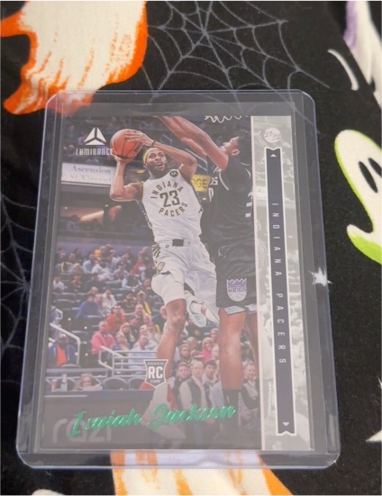 2021-22 Panini Chronicles Luminance #254 Isaiah Jackson — front