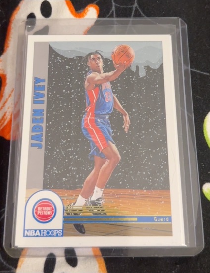 2022-23 Panini NBA Hoops Tribute #285 Jaden Ivey — front